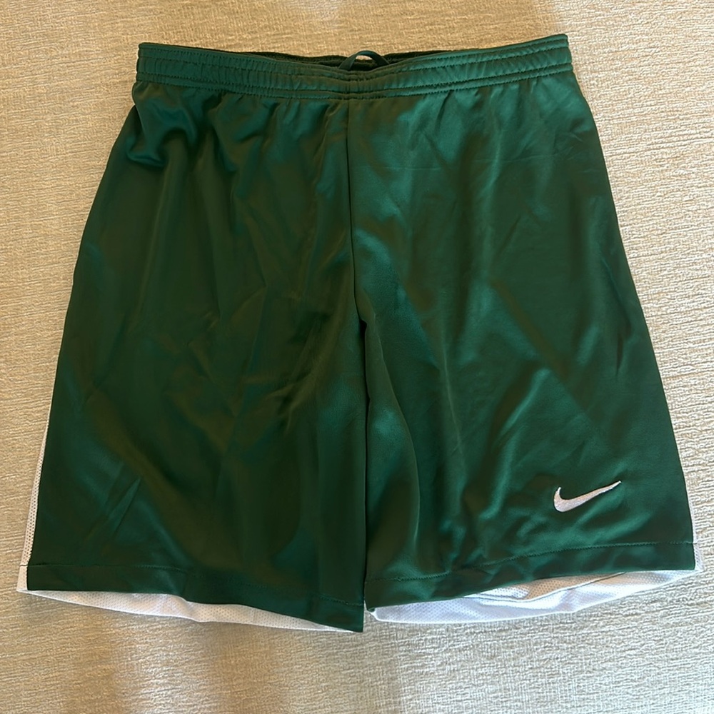 NWT Nike Slim Fit green shorts
